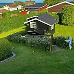 度假居 Charming With Sea View In Hejlsminde