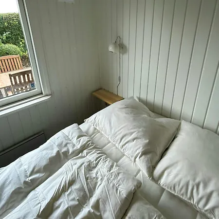 Dom wakacyjny Charming With Sea View In Hejlsminde